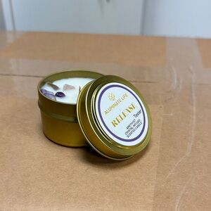 Relax Gold Candle